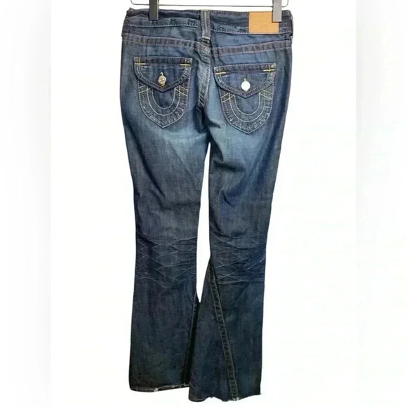 True Religion Low Rise, Bootcut, Dark  Wash Jeans Size 26 - Picture 3 of 9